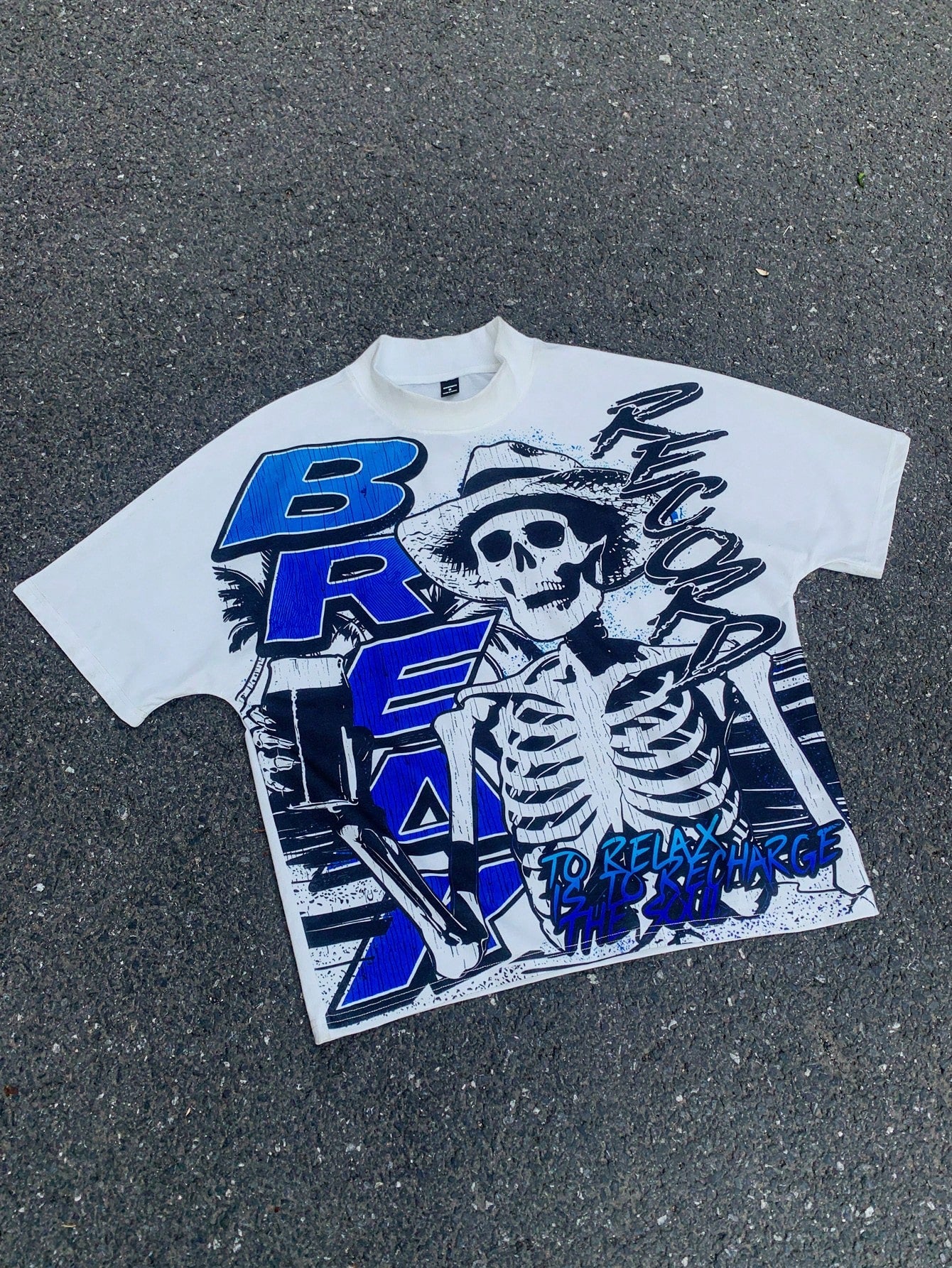 Oversized Straw Hat Skull T-Shirt